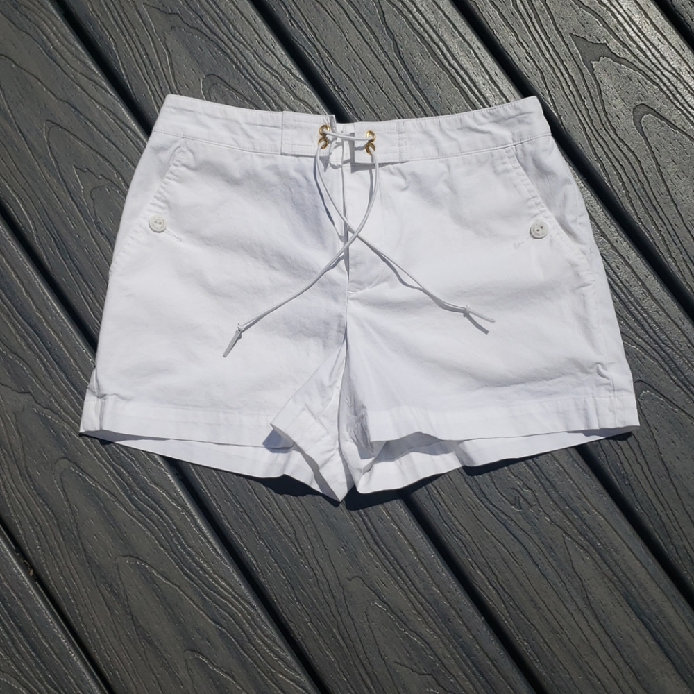 Ralph Ralph Lauren Women's White Shorts Si…